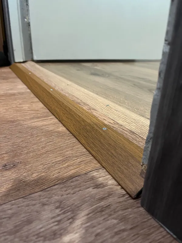 Порог разноуровневый ПР 04.2700.284 Дуб универсальный