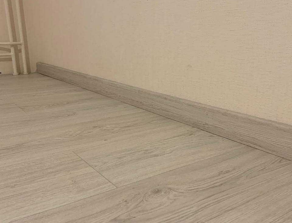 Плинтус МДФ Лука Пл 80МДФ.2700.Point line 24049 Дуб прованс