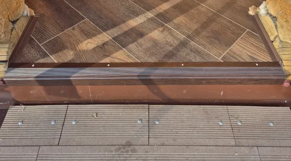 Порог угловой ПУ 04.2700.059 Бетон скай