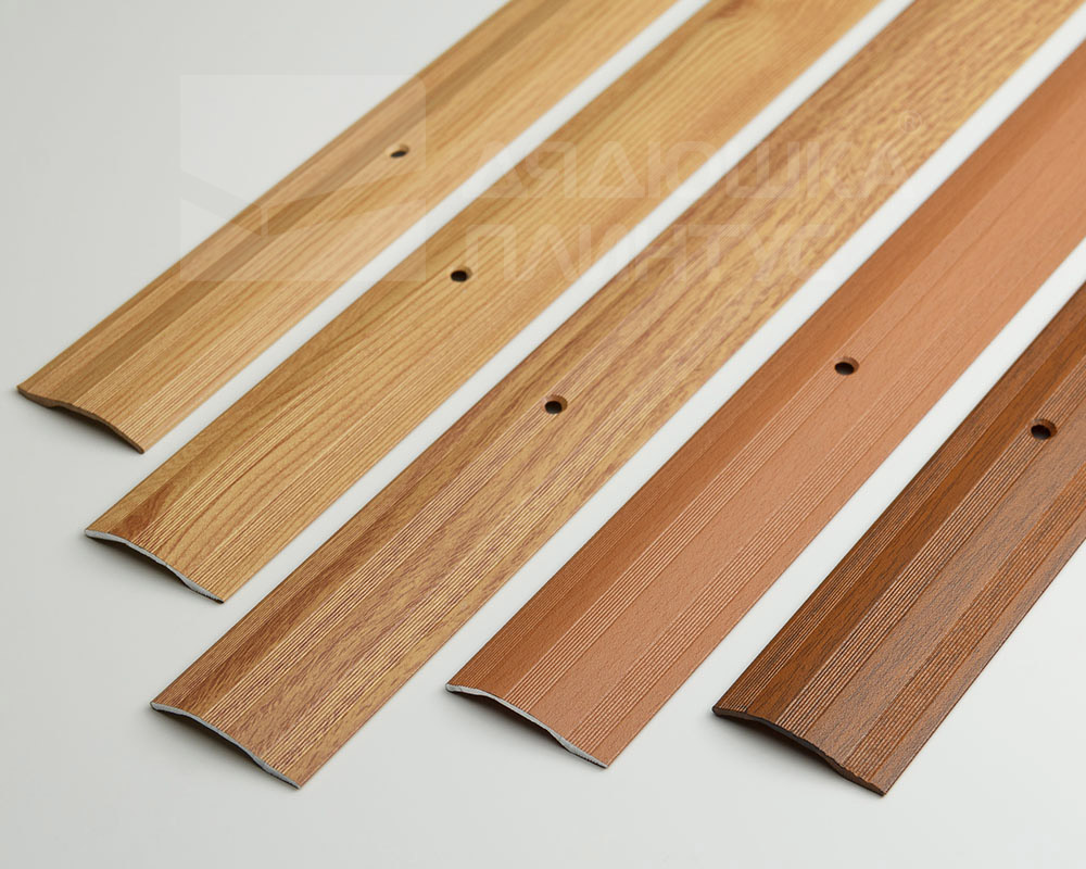 Порог разноуровневый ПР 02.2700.054 0,9 м Клен северный