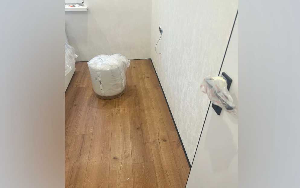 Микроплинтус MSAPL 01.2700.15 Черный