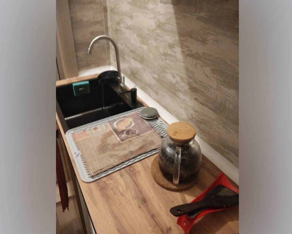 Плинтус для столешниц гладкий Алюминий 25*25мм 3,05м. Белый