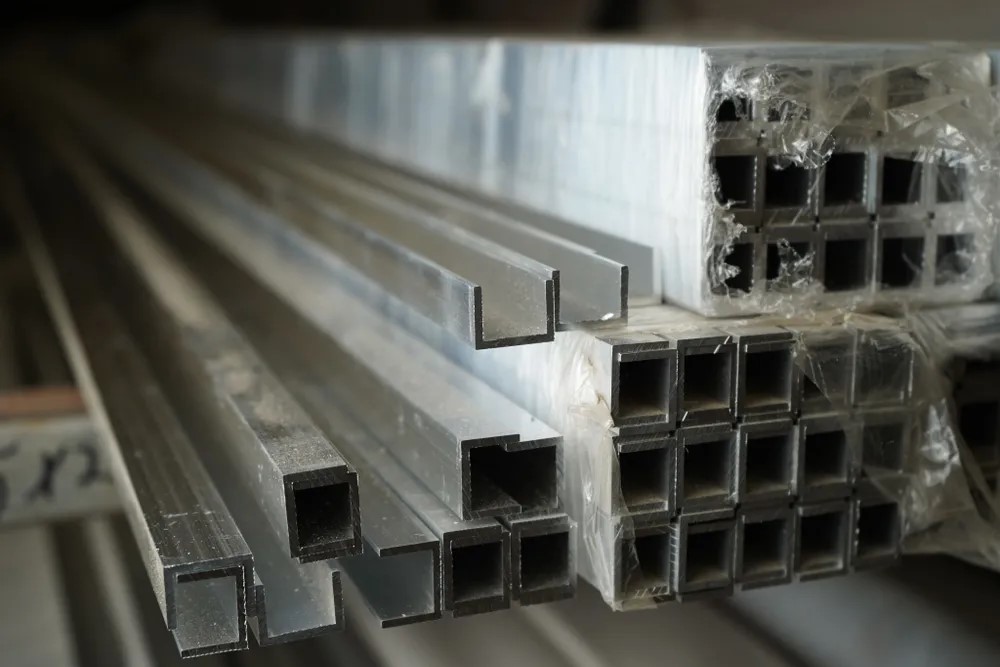 Швеллер 20х20х20 мм Шв 09.2000.500 Без окраса