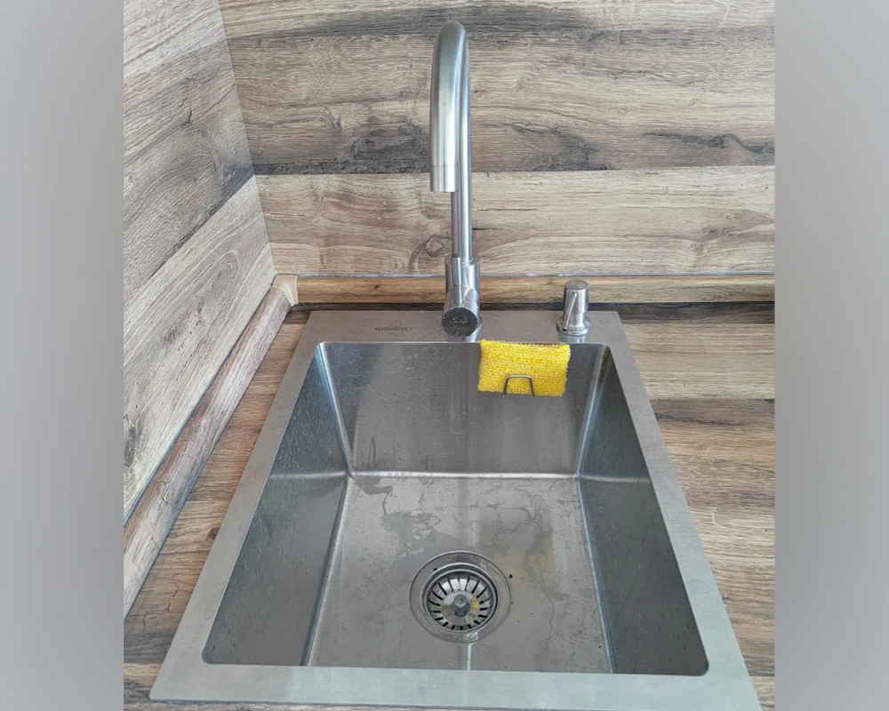 Плинтус для столешниц прямоугольный ПВХ Волшебная палочка 25*12мм 3м 3231 Дуб сонома темный