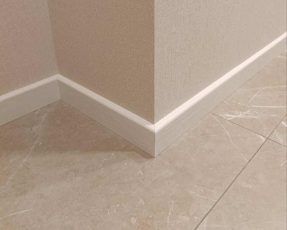 Плинтус МДФ Лука Пл 80МДФ.2700.Point line 24016