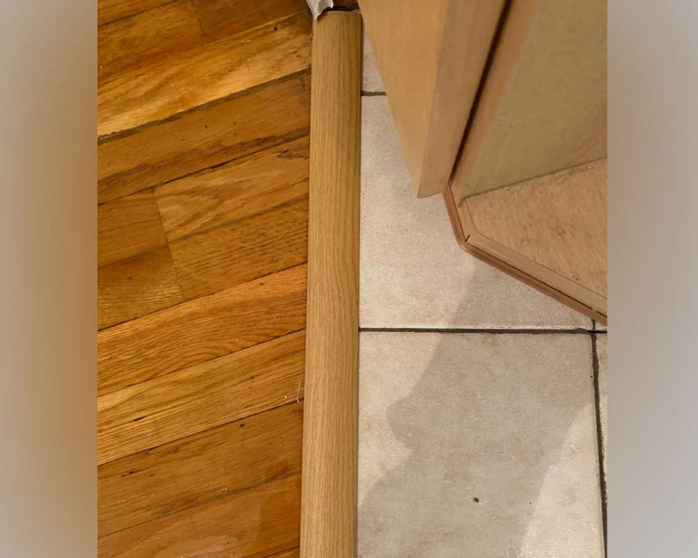 Самоклеящийся порог ЛС 35.1800.4083 Бук