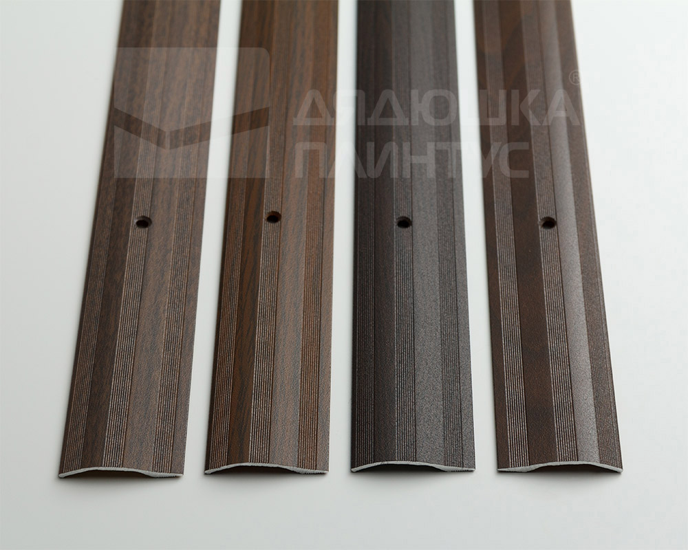 Порог разноуровневый ПР 02.2700.054 0,9 м Клен северный