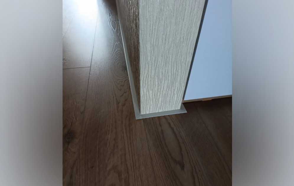 Микроплинтус AL16X5-01 16х6х2000мм Серебро матовое