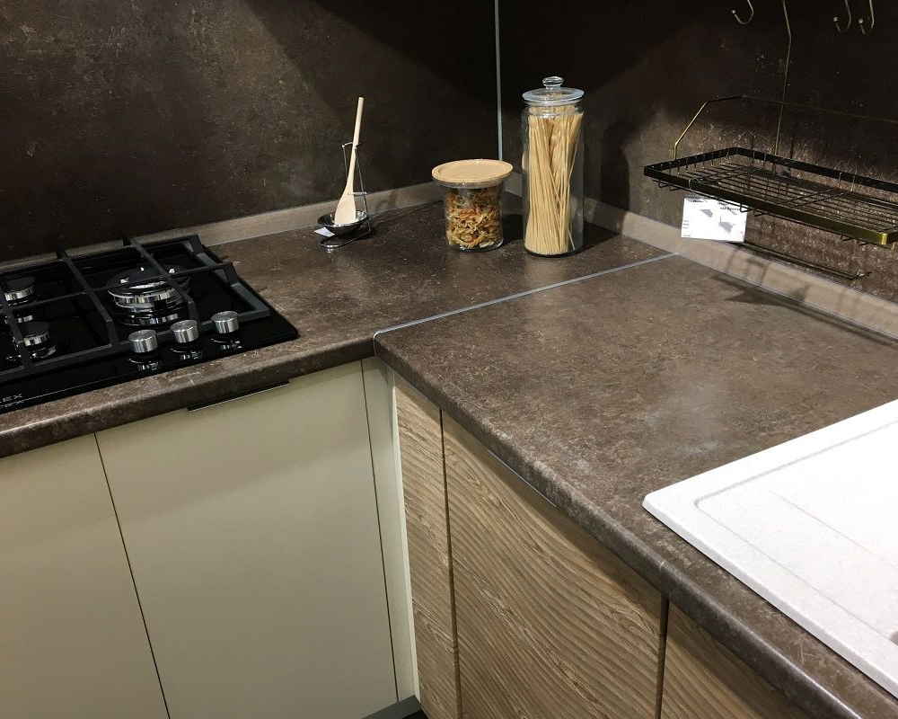 Плинтус для столешниц прямоугольный ПВХ Волшебная палочка 25*12мм 3м 3231 Дуб сонома темный